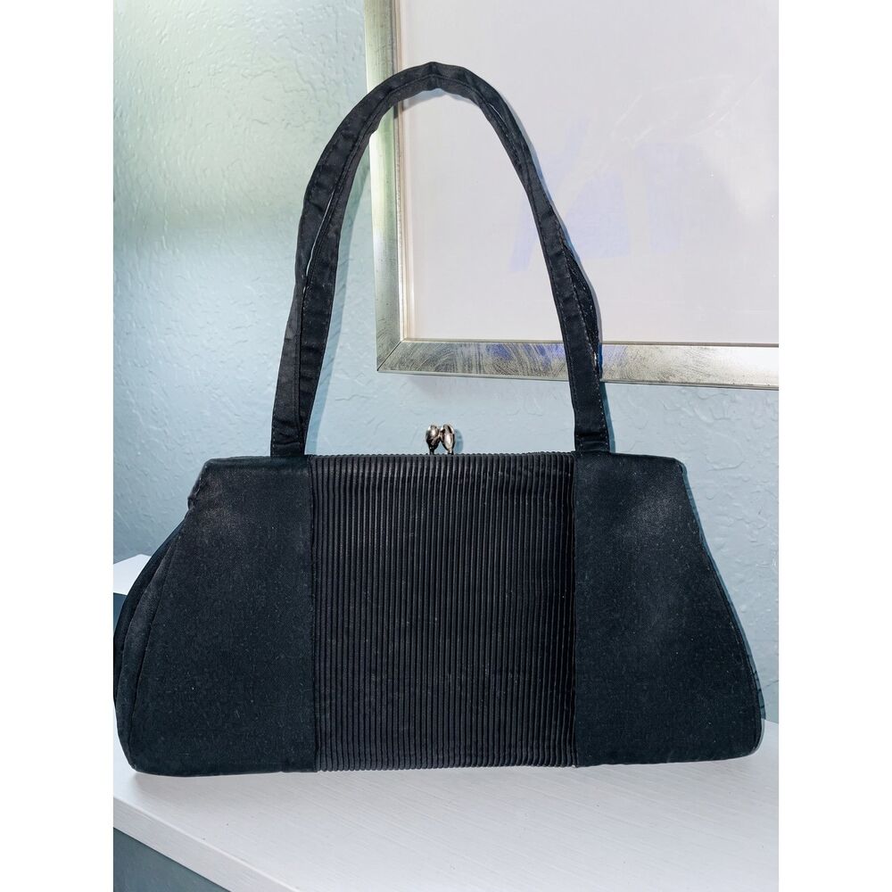 Vintage 1950s Black Pleated Handbag Kiss Lock Purse Classic Evening Bag